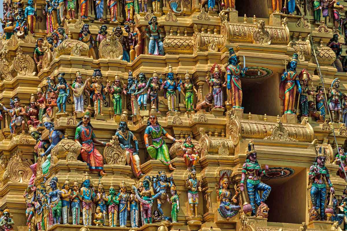 Detalle del Templo Sri Muthumariamman en Matale